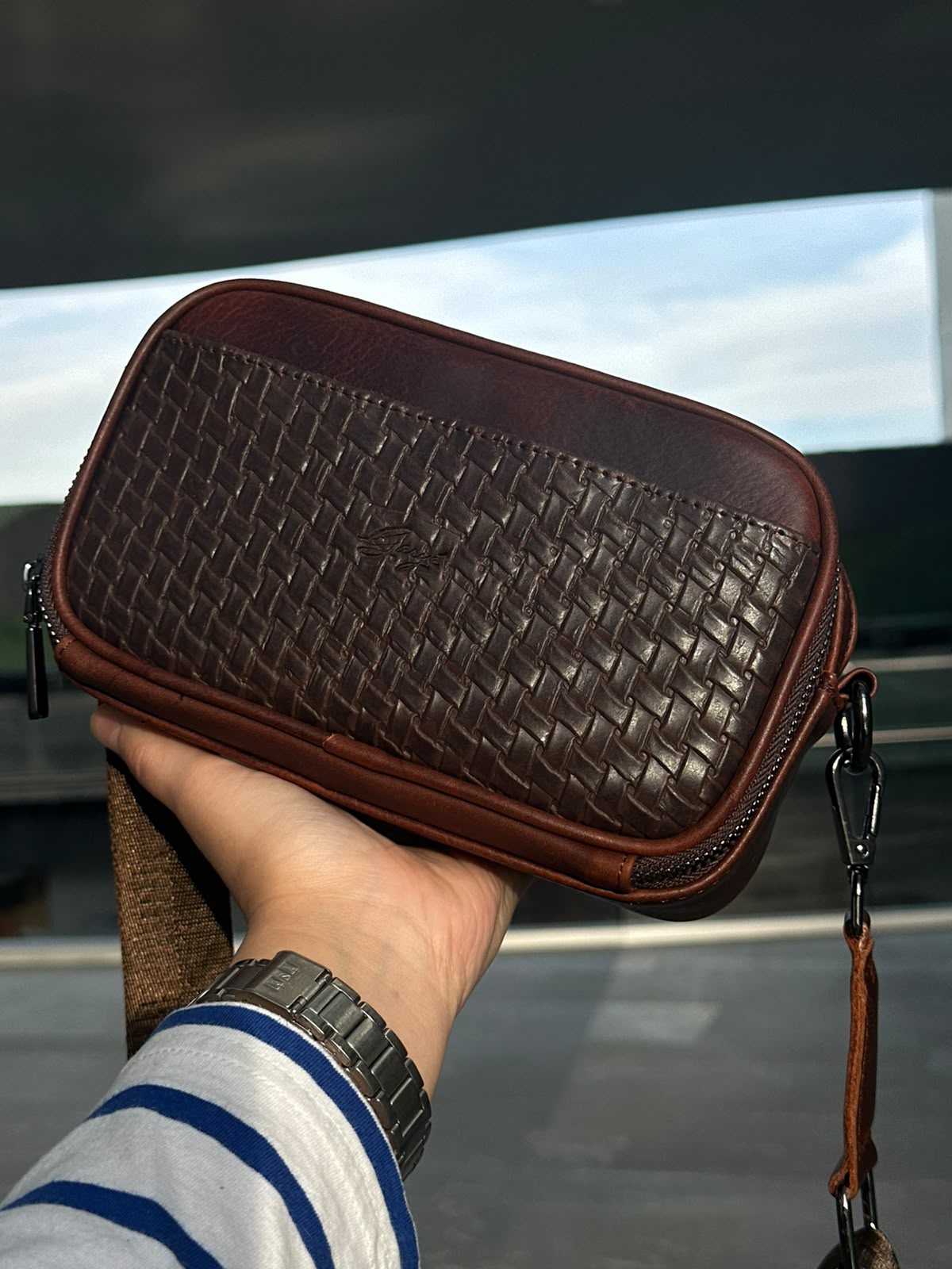 Crossbody Elordi